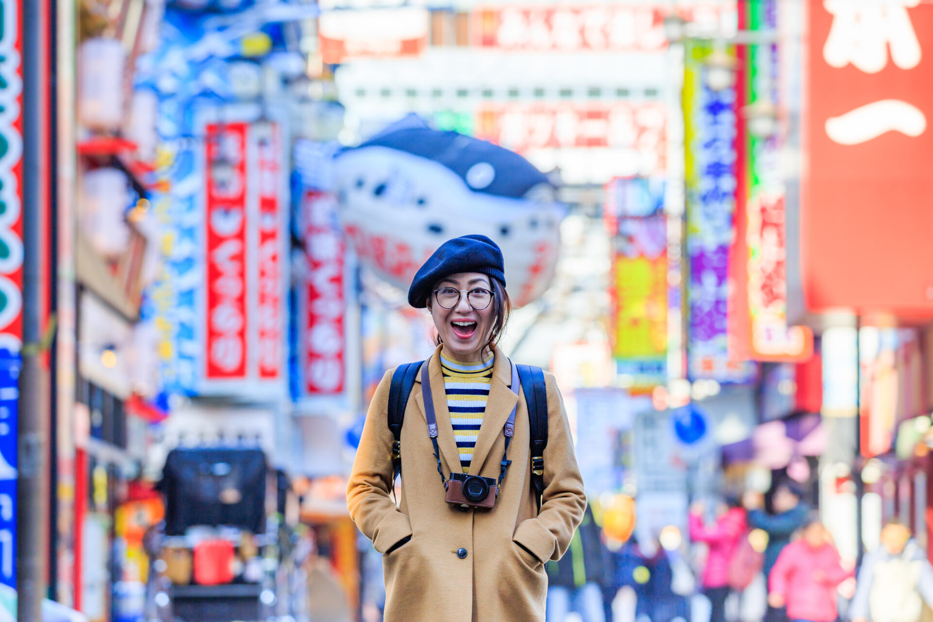 女性 旅行者